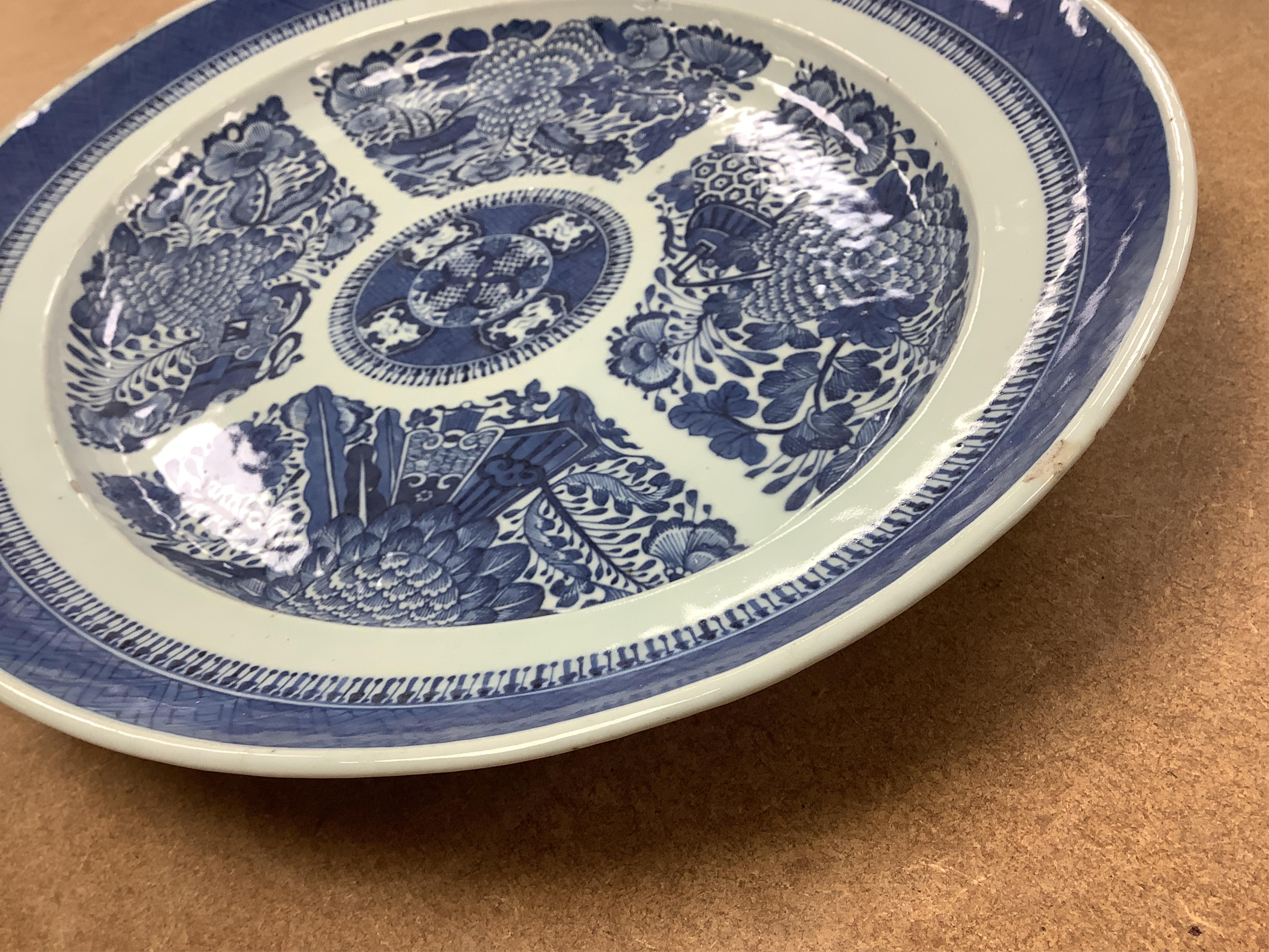 A large Chinese export blue and white oval meat dish, early 19th century, 45cm wide